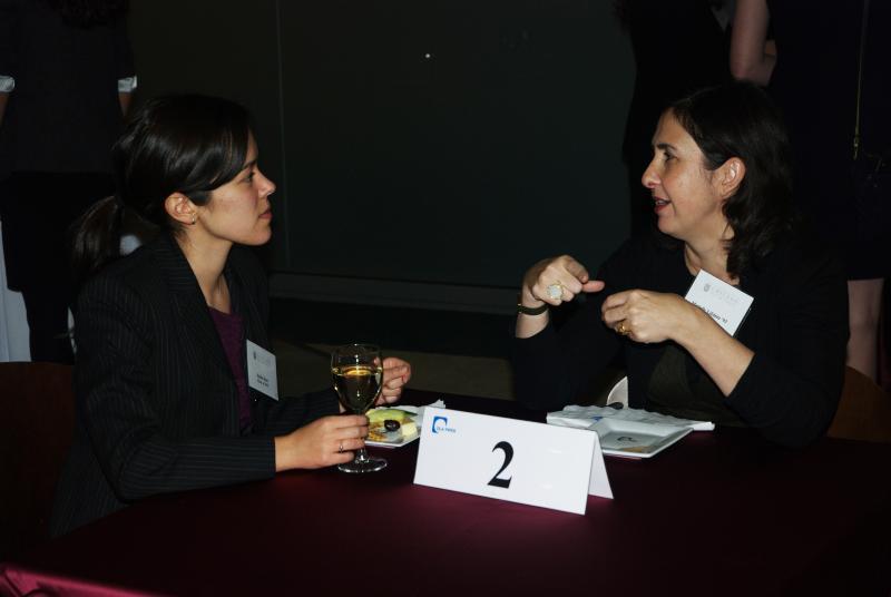 Mentors meet with students at organized receptions and one-on-one. 