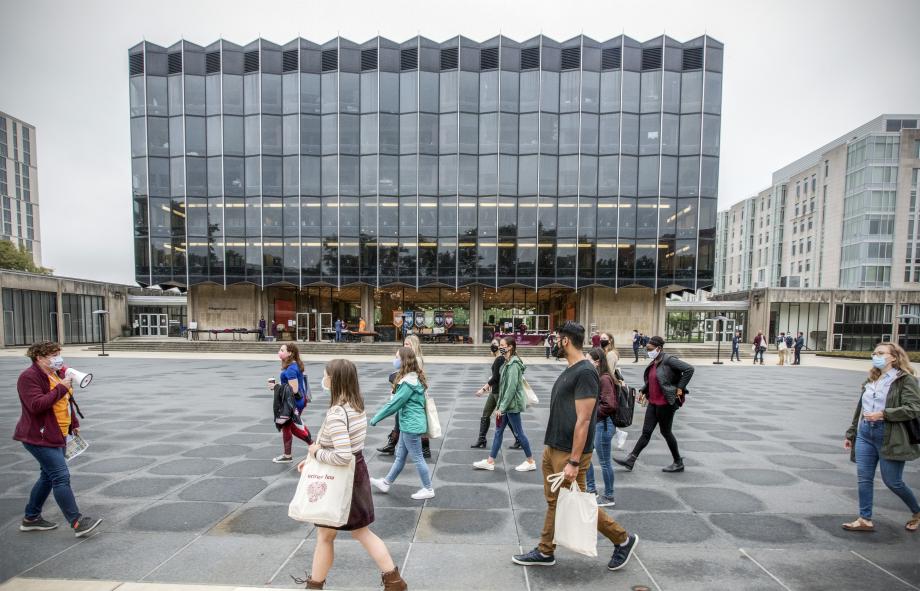 Students in masks outside the Law School