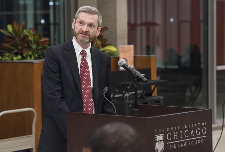 Dean Miles spoke about Judge Parsons and the history of the Parsons dinner, and welcomed members of Judge Parsons' family. 