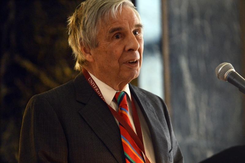 Prof. Helmholz presented on the Magna Carta at the Loop Luncheon. Prof. Helmholz presented on the Magna Carta at the Loop Luncheon.