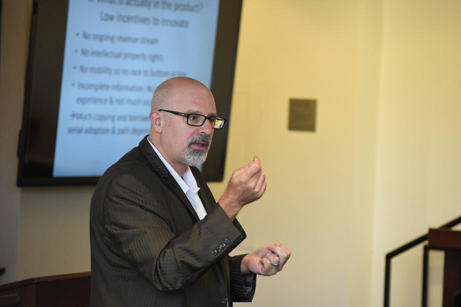 Tom Ginsburg, the Leo Spitz Professor of International Law, taught a class on Constitutional Law and Economics.