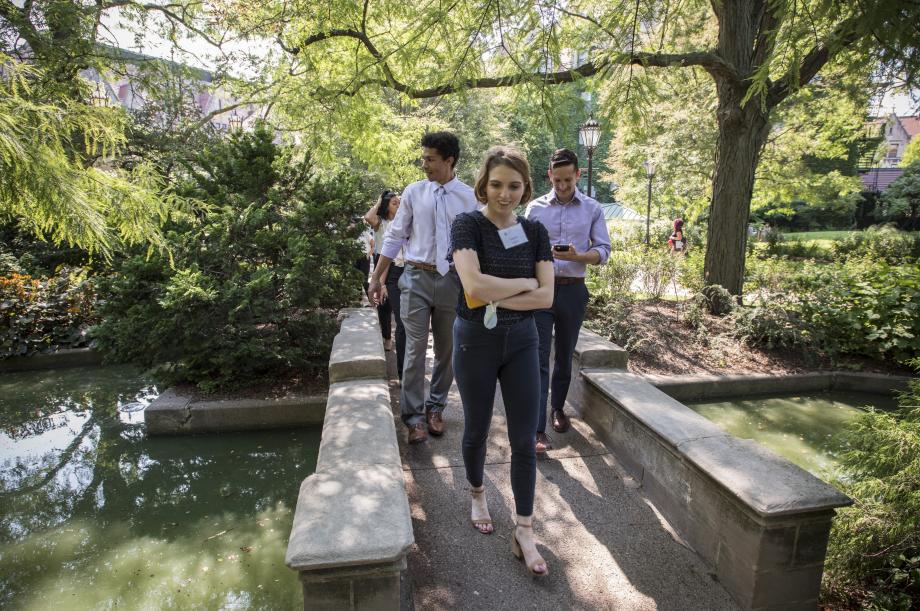 The tour then branched out to the University of Chicago’s campus. Here, Pre-Orientation students are visiting Botany Pond on the main quad.
