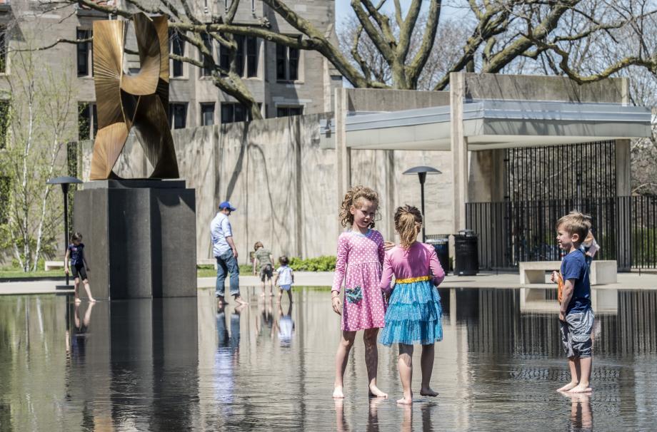 The younger members of the Law School community took advantage of the beautiful weather by spending some time in the Levin Reflecting Pool.