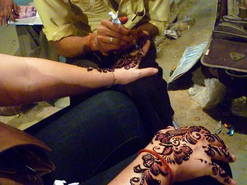 3L Maya Ibars partakes in one of India's most beautiful traditions: mehendi. 3L Maya Ibars partakes in one of India's most beautiful traditions: henna.