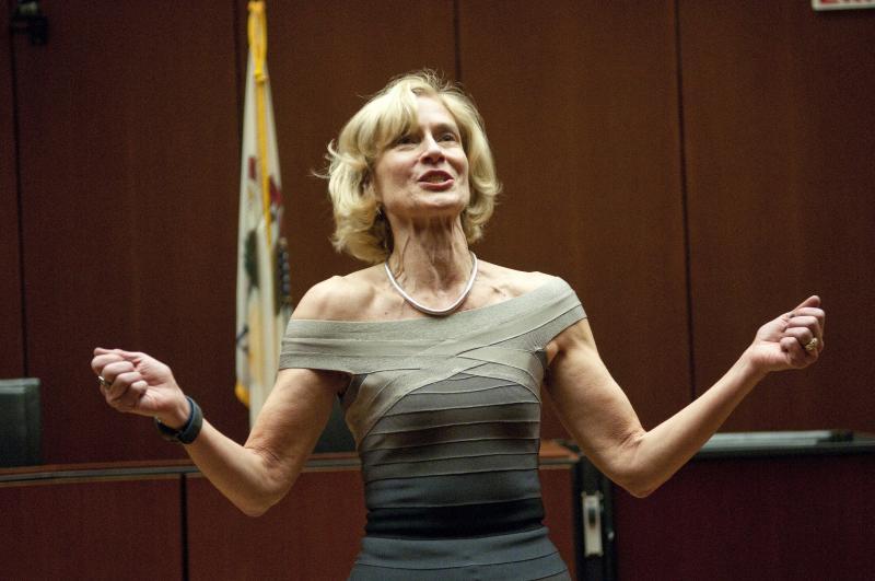 Prof. Nussbaum performs Jerome Kern's "Can't Help Lovin' Dat Man of Mine"
