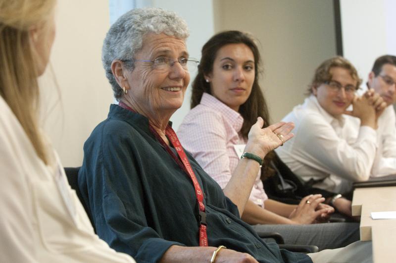 Diana White, '81, of the Legal Assistance Foundation (LAF) talks to students. 