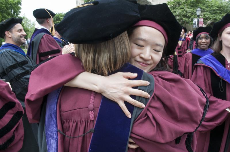 Dean of Students Amy Gardner congratulated many graduates individually. 