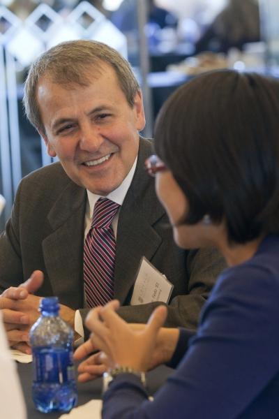 Students had the chance to share lunch and conversation with alumni. 