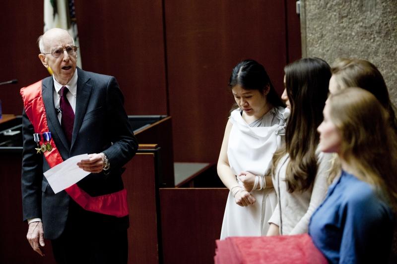 Judge Richard Posner, as Agamemnon, with Jajah Wu as Cassandra. Judge Richard Posner, as Agamemnon, with Jajah Wu as Cassandra.