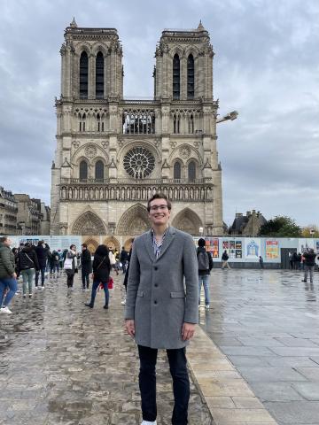  Kyle Hammerness in front of Notre Dame cathedral